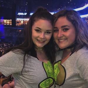 Meet your Posher, Lily